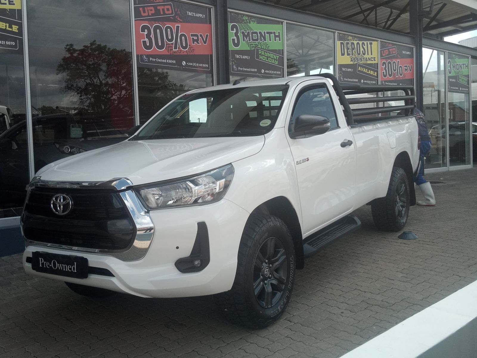 2021 Toyota Hilux photo 1