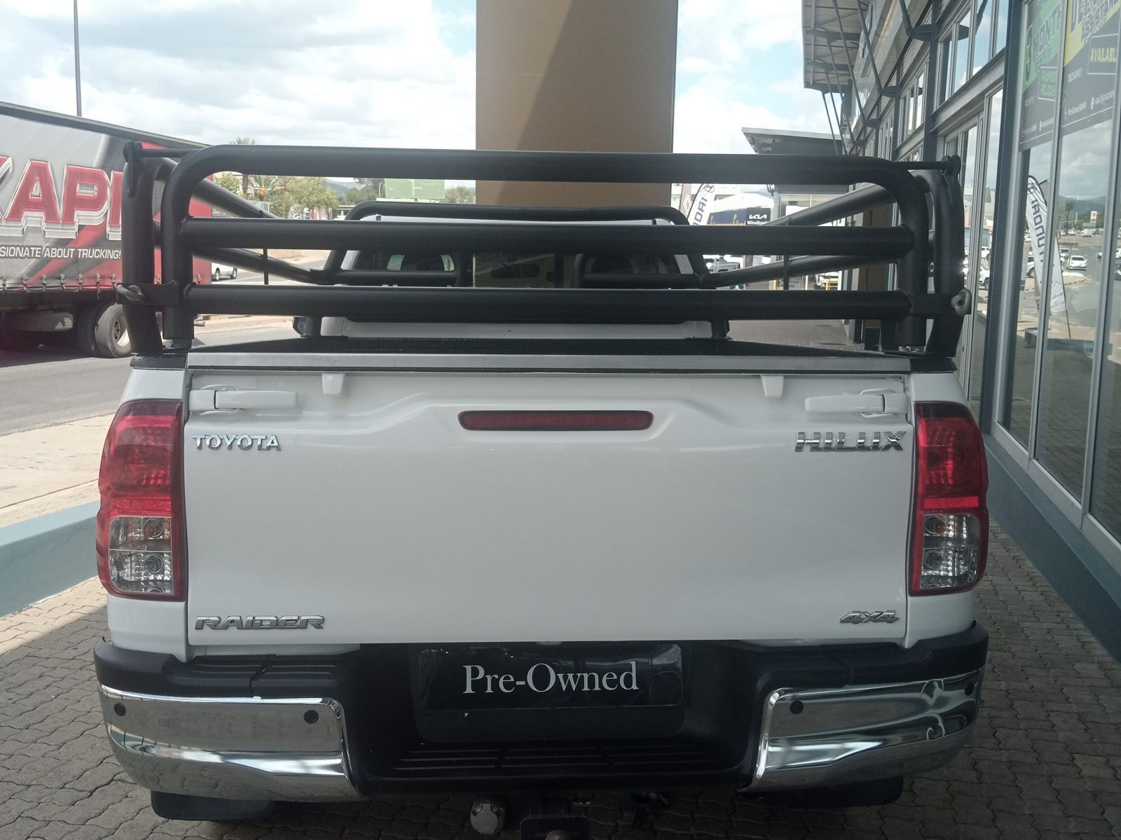 2021 Toyota Hilux photo 5