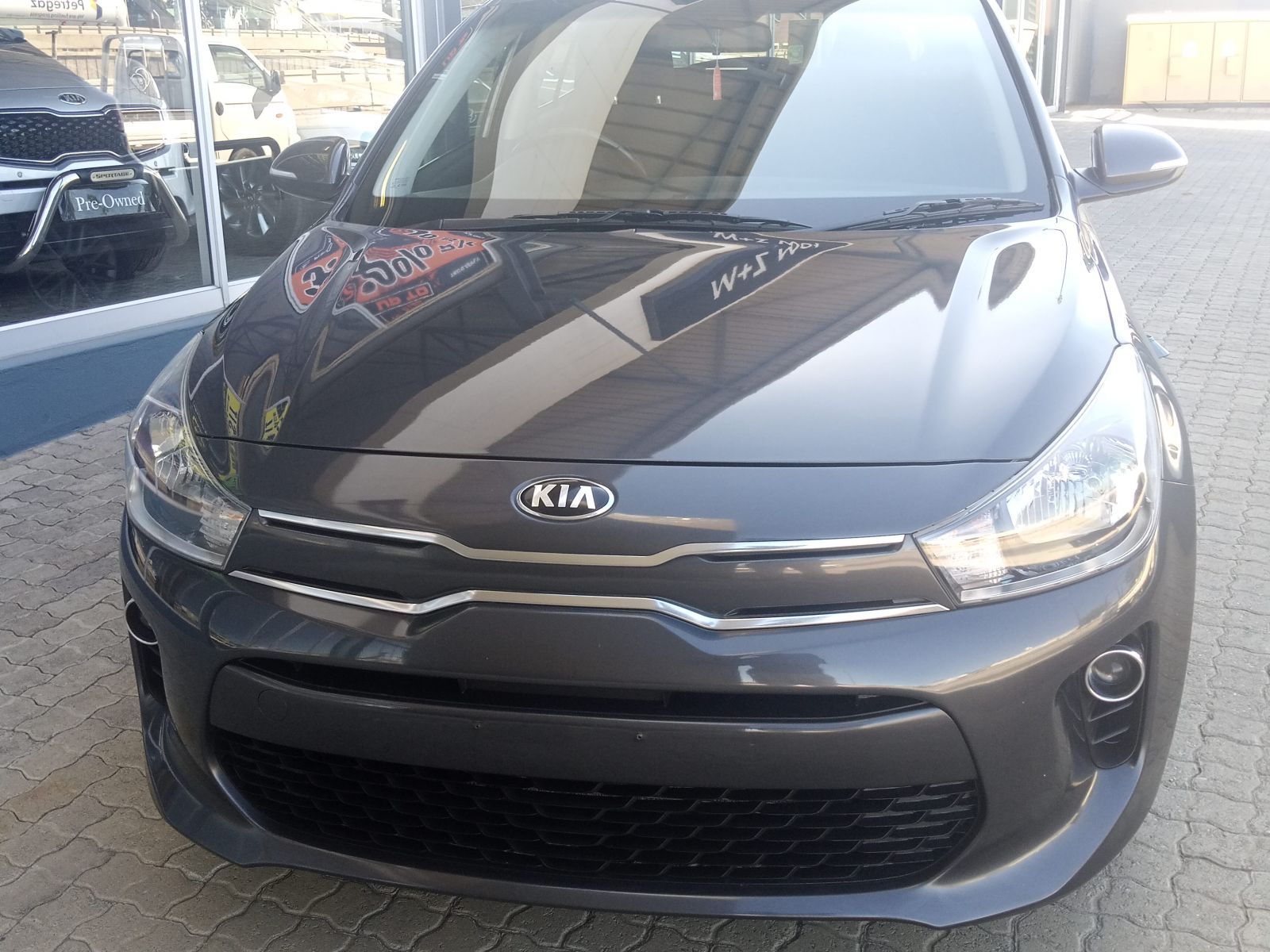 2018 Kia Rio photo 3