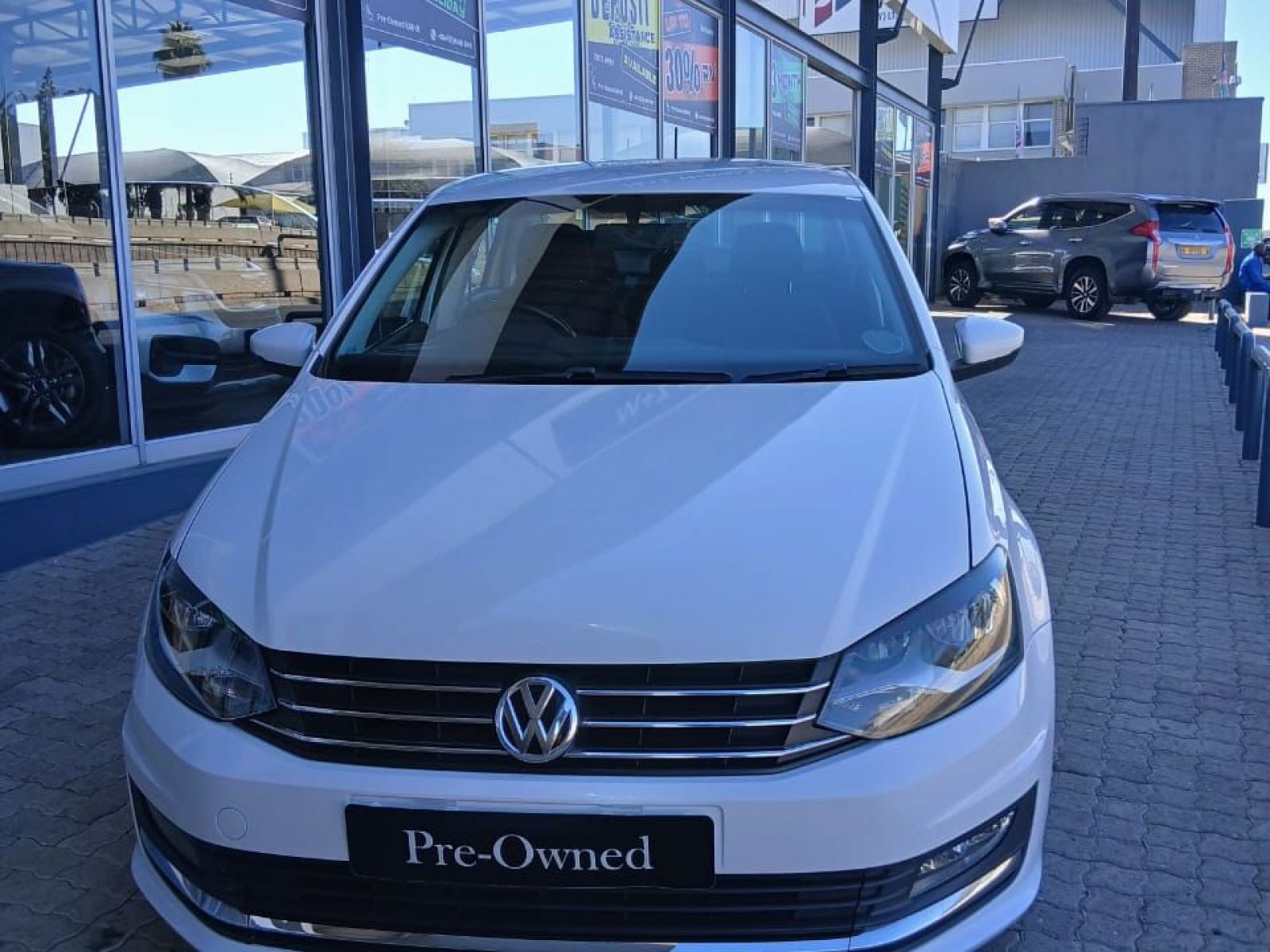 2016 Volkswagen Polo photo 3