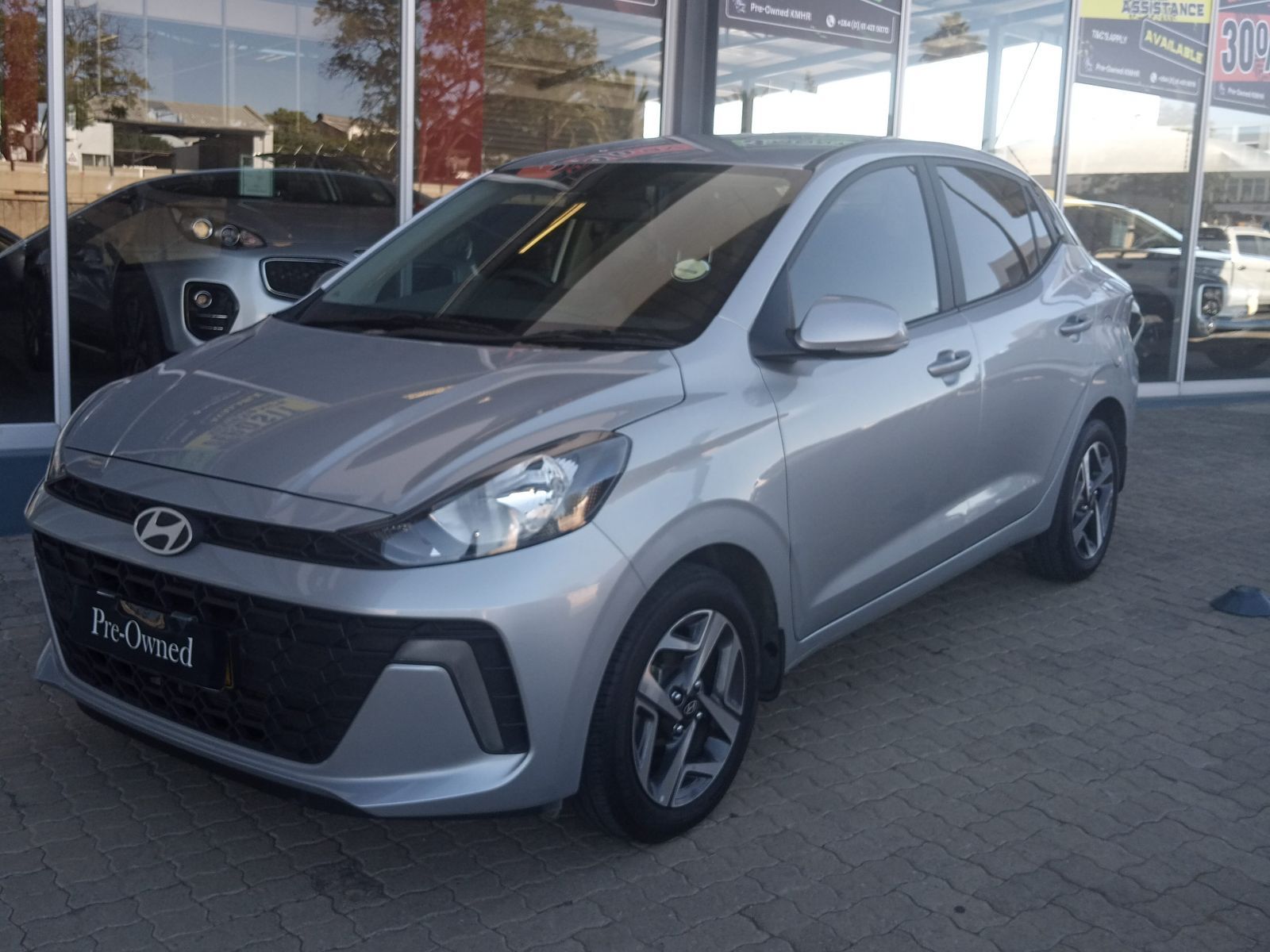 2025 Hyundai i10 photo 1