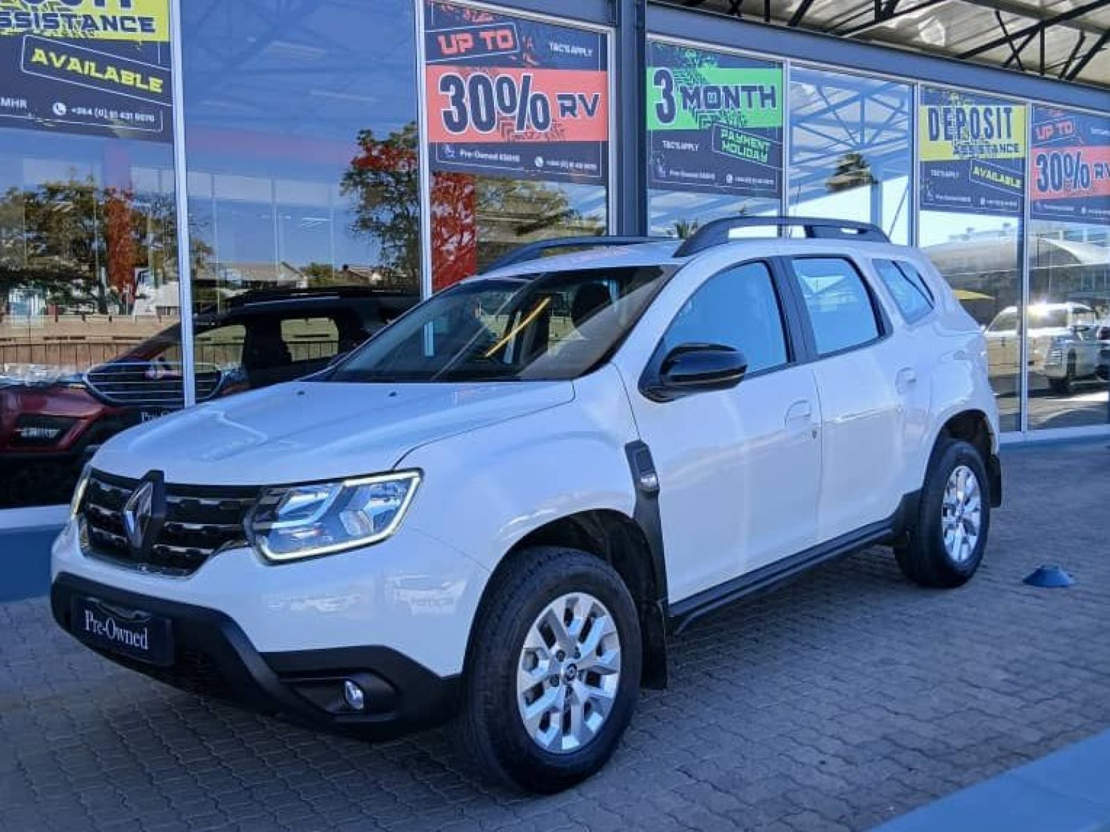 2022 Renault Duster photo 1