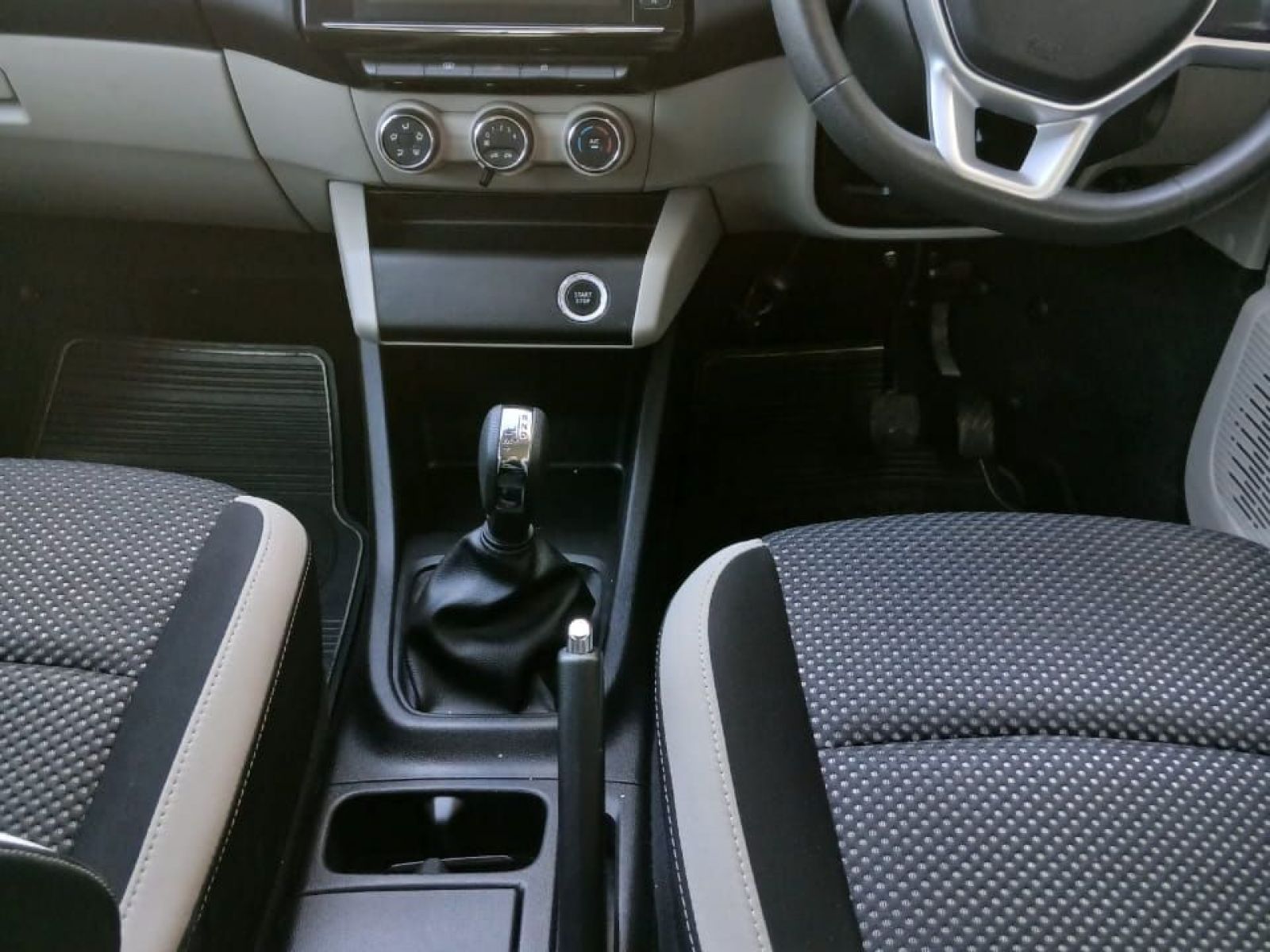 2021 Renault Triber photo 6