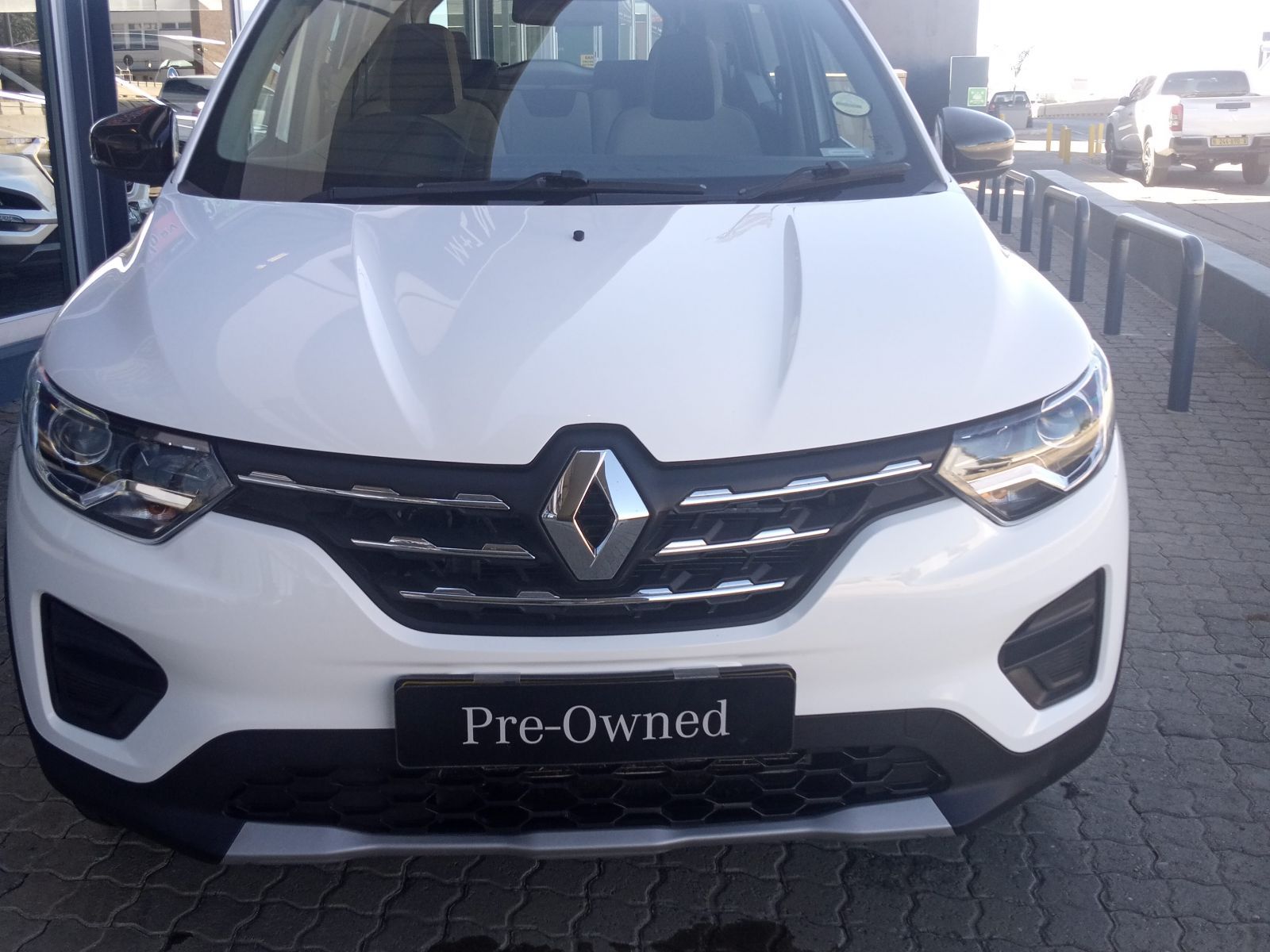 2023 Renault Triber photo 3