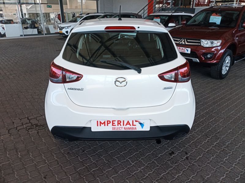 2017 Mazda 2 photo 3