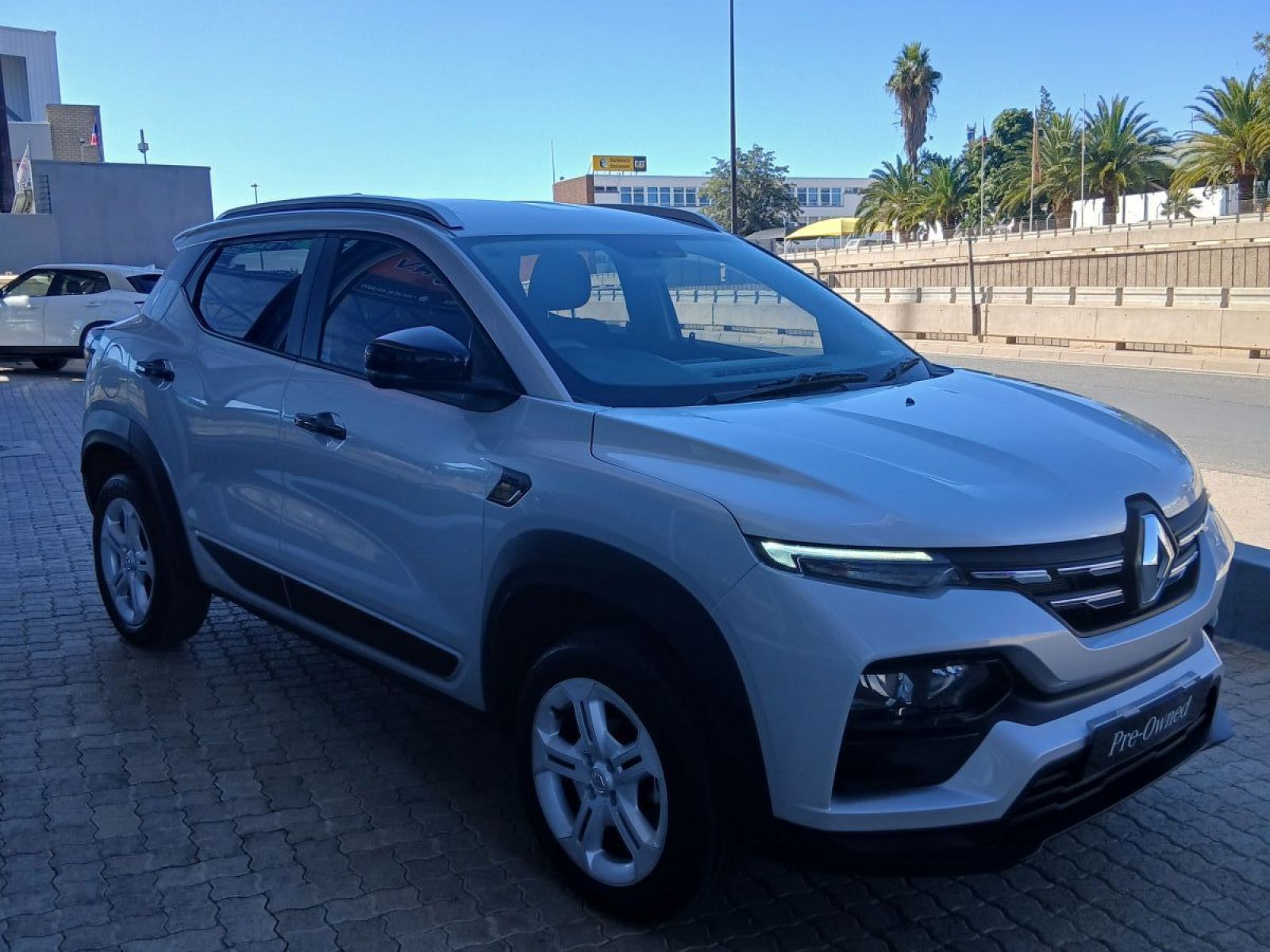 2023 Renault Kiger photo 2