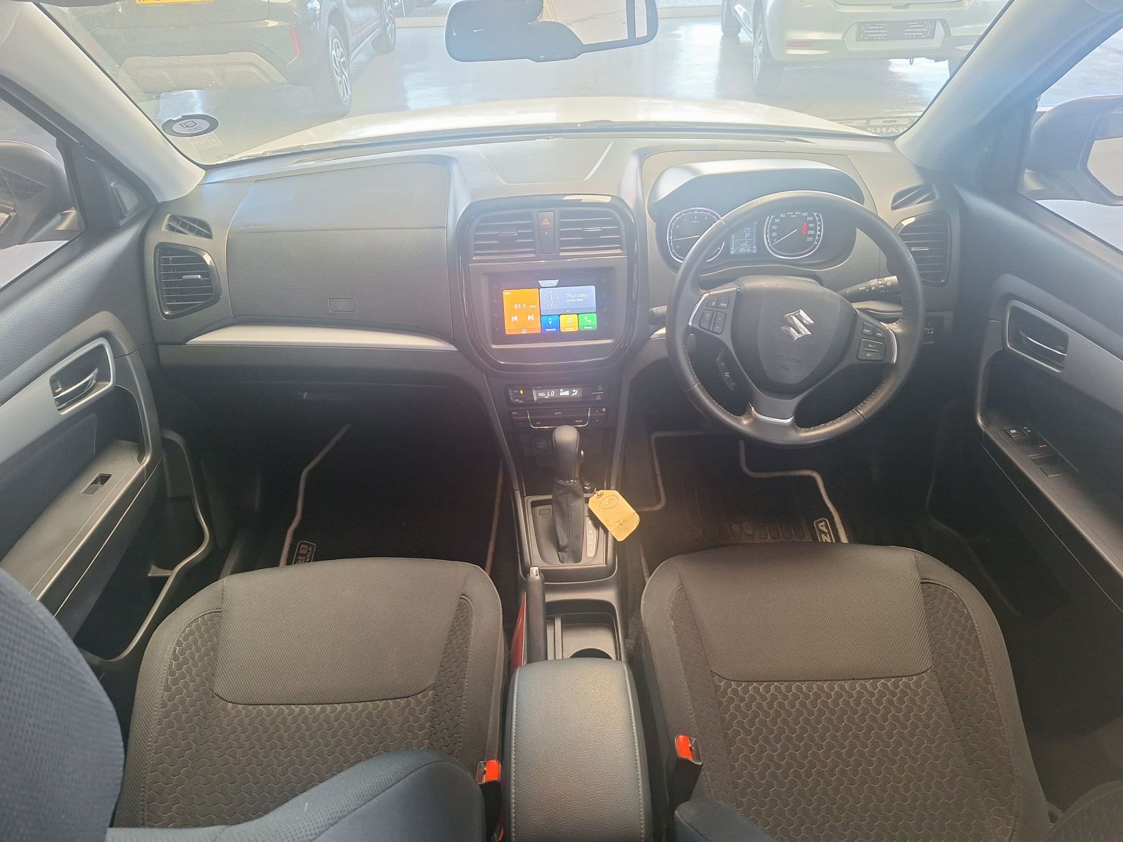 2023 Suzuki Brezza photo 2