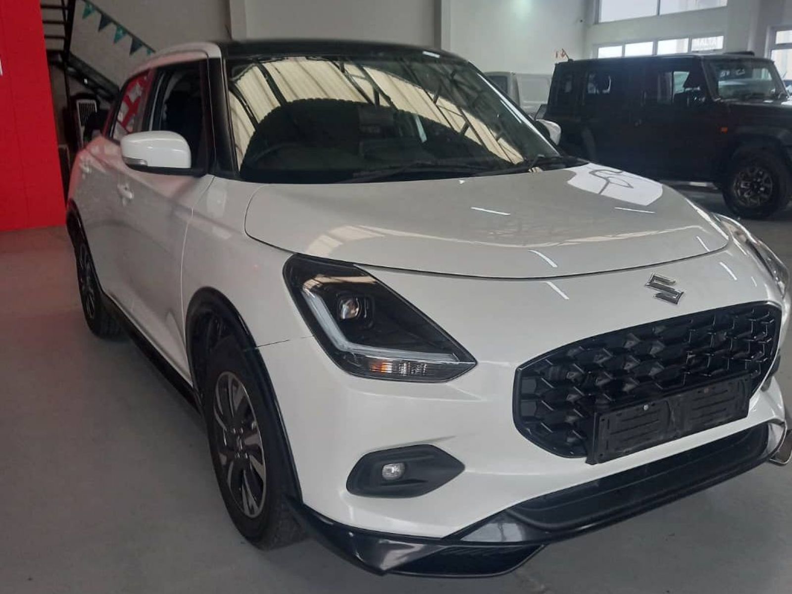 2025 Suzuki Swift photo 4