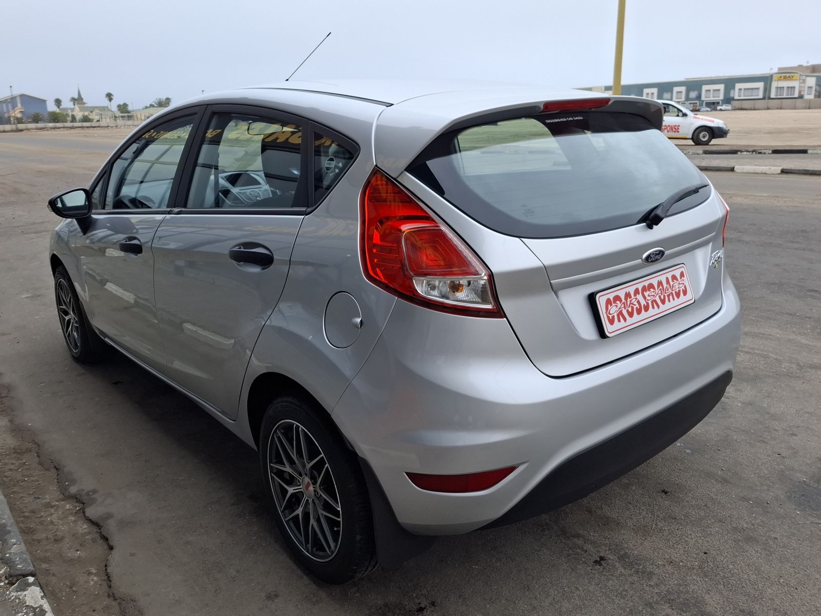 2015 Ford Fiesta photo 6