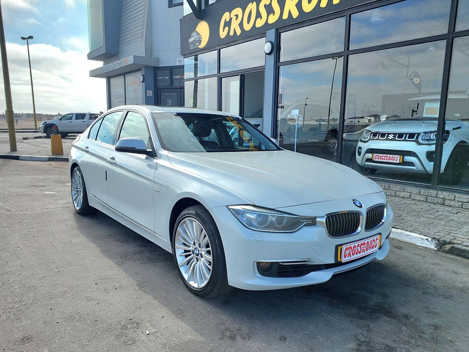 2015 BMW 3 Series photo 1