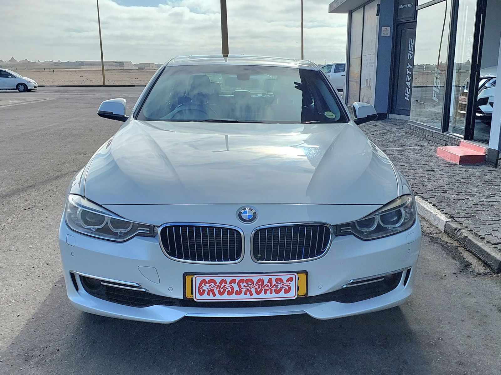 2015 BMW 3 Series photo 2