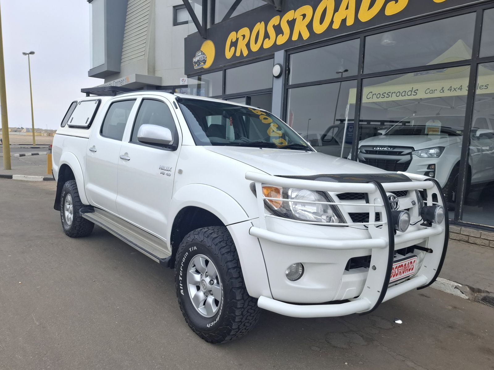 2005 Toyota Hilux photo 1