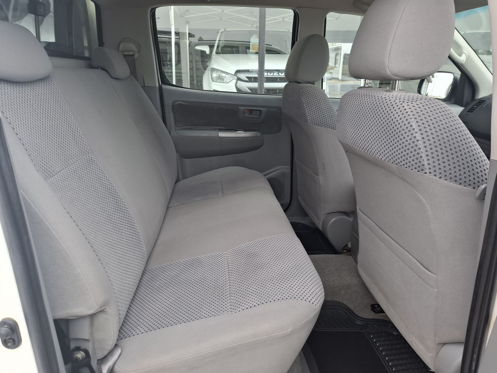 2005 Toyota Hilux photo 10