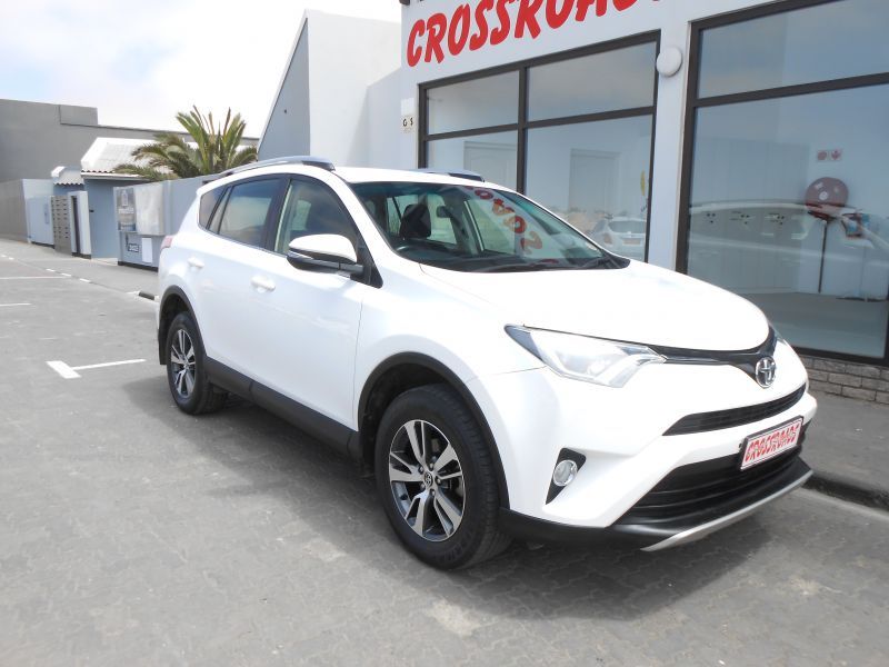 2018 Toyota Rav4 photo 1