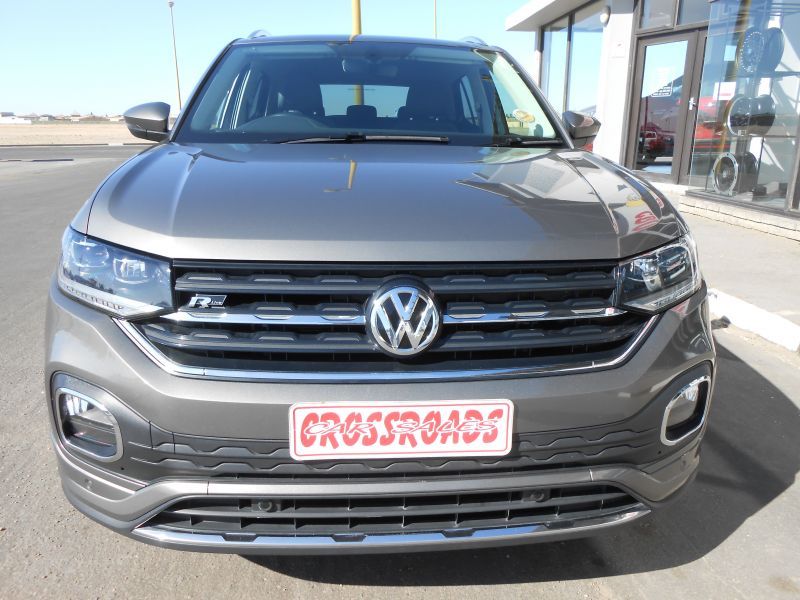 2019 Volkswagen T-Cross photo 2