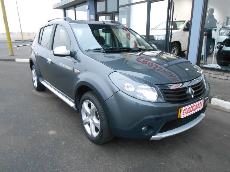 2014 Renault Sandero photo 1