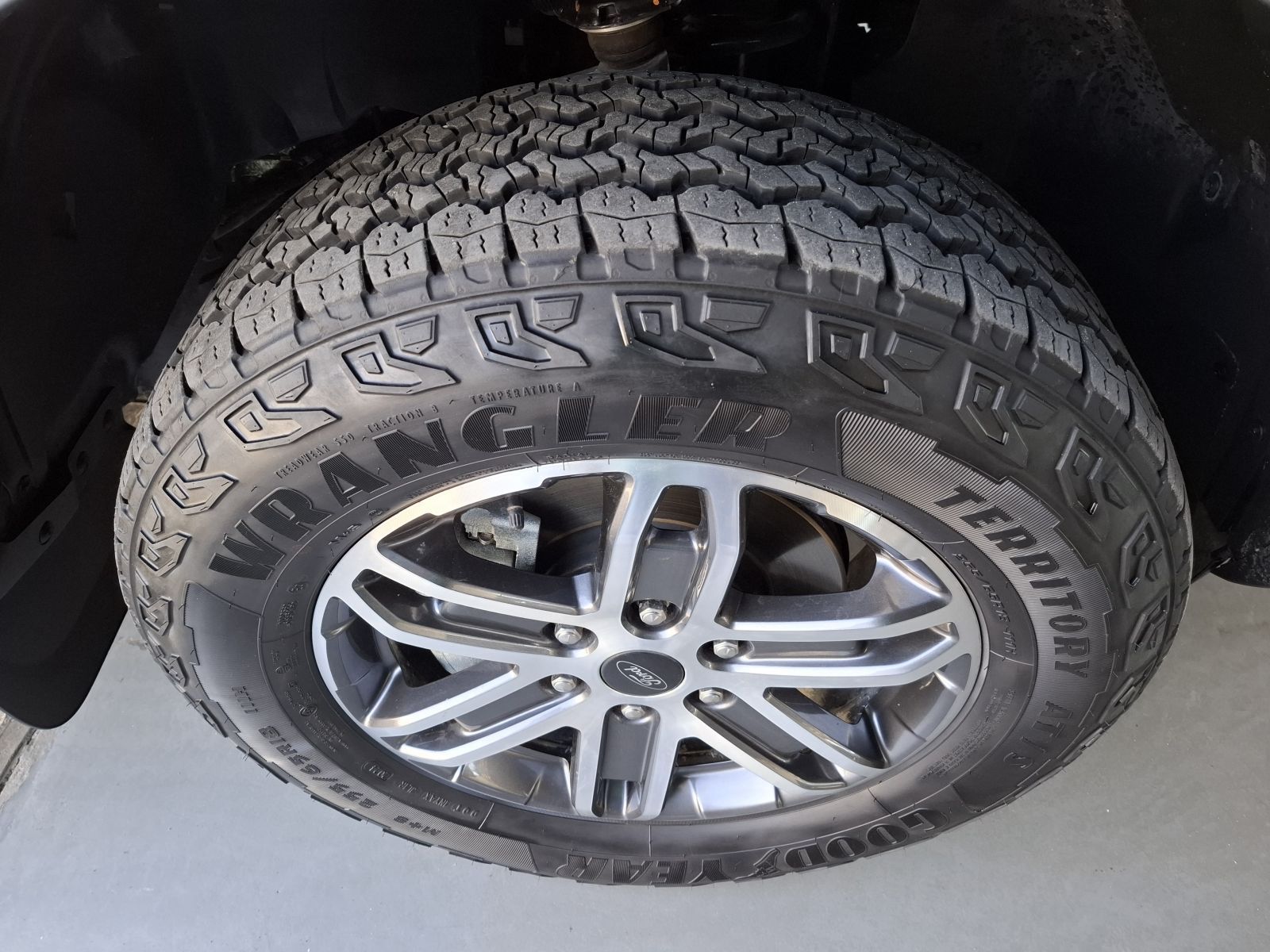 2025 Ford Everest photo 14