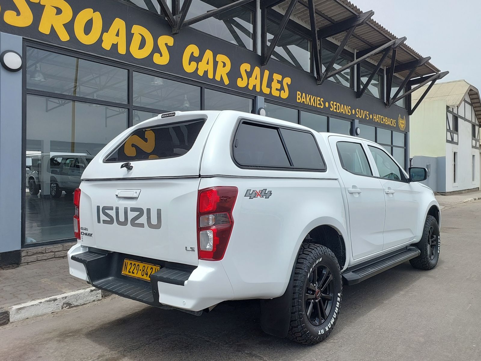 2023 Isuzu D-MAX photo 4