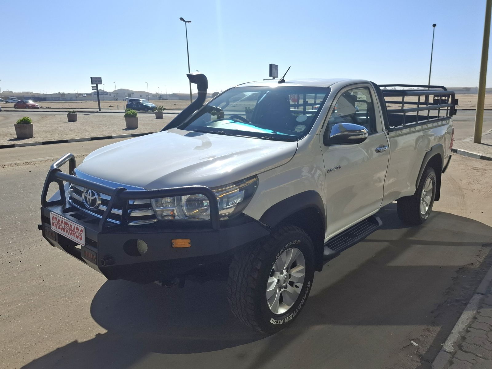 2017 Toyota Hilux photo 7