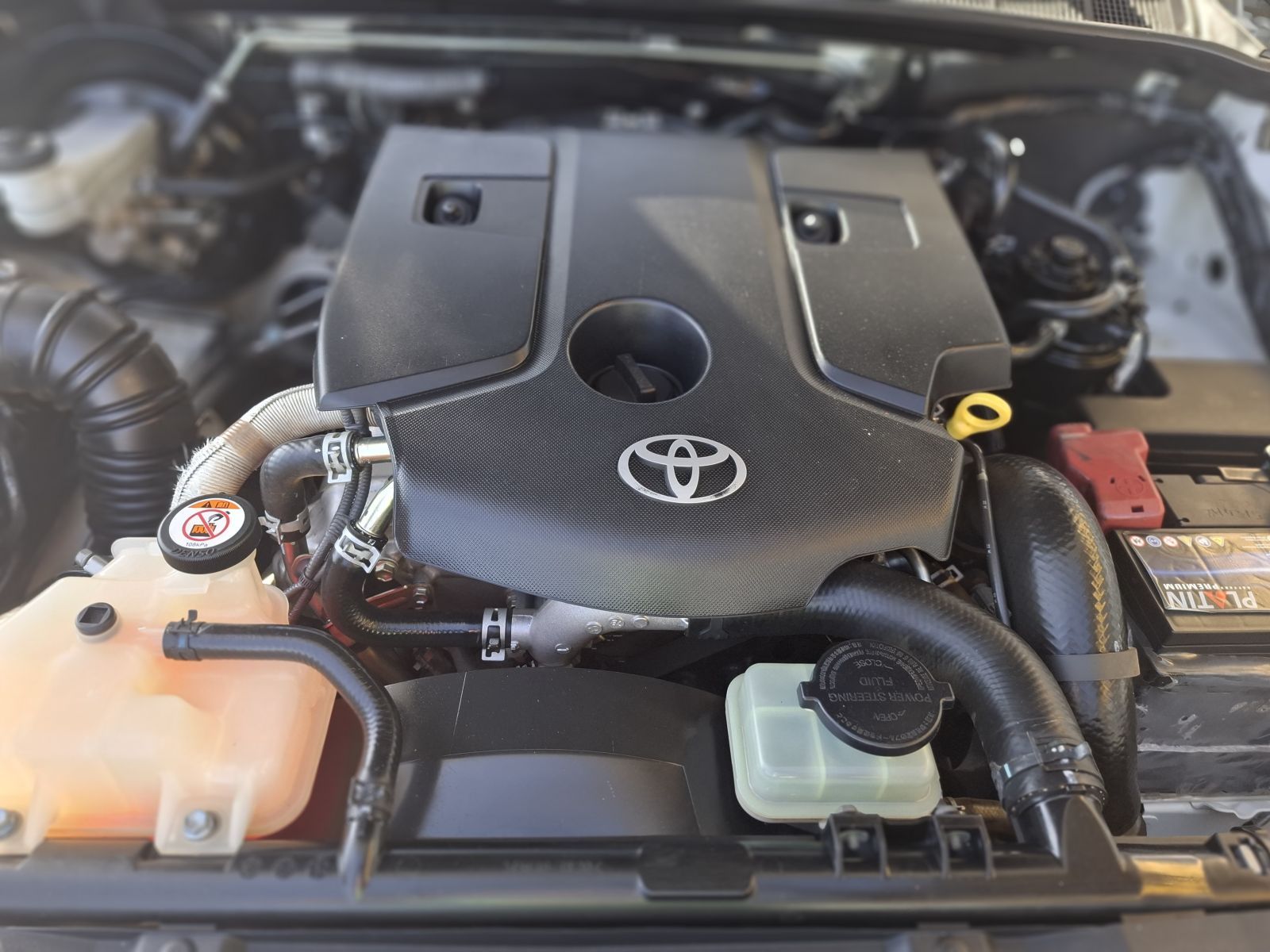 2017 Toyota Hilux photo 9