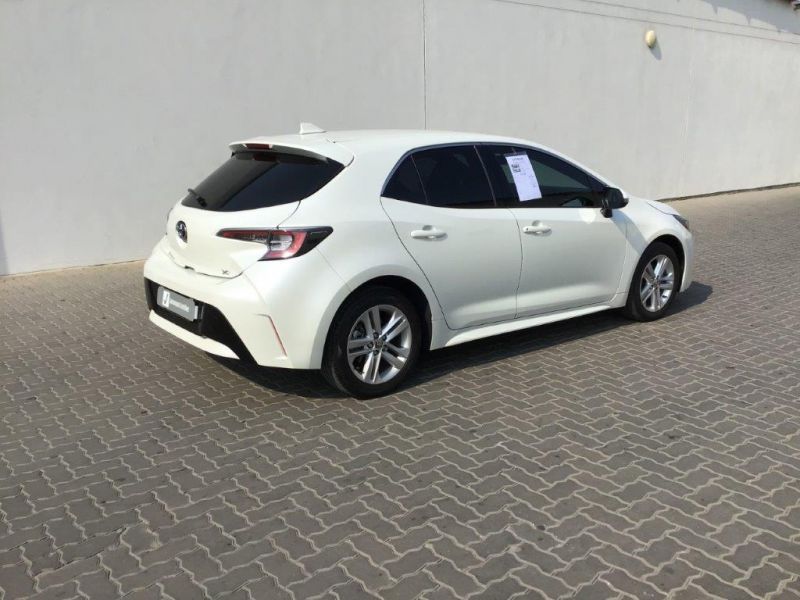 2020 Toyota Corolla photo 2
