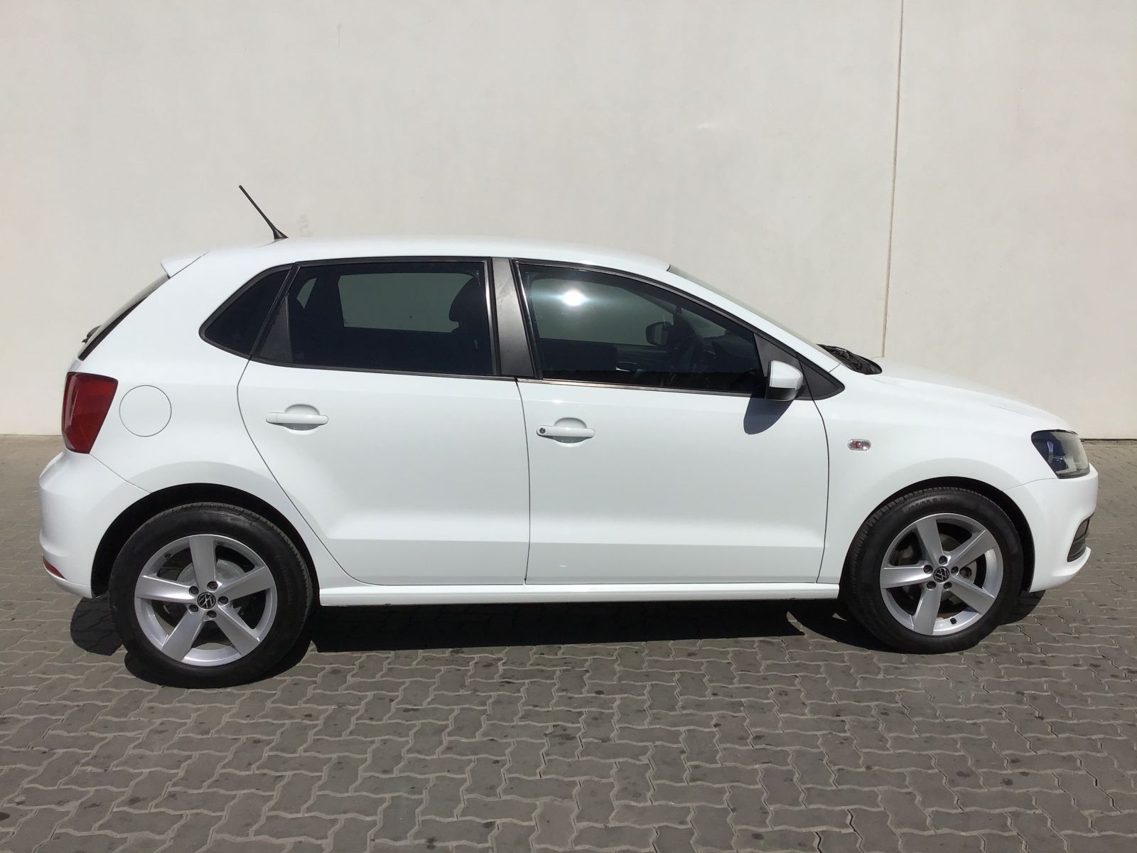2023 Volkswagen Polo Vivo photo 2