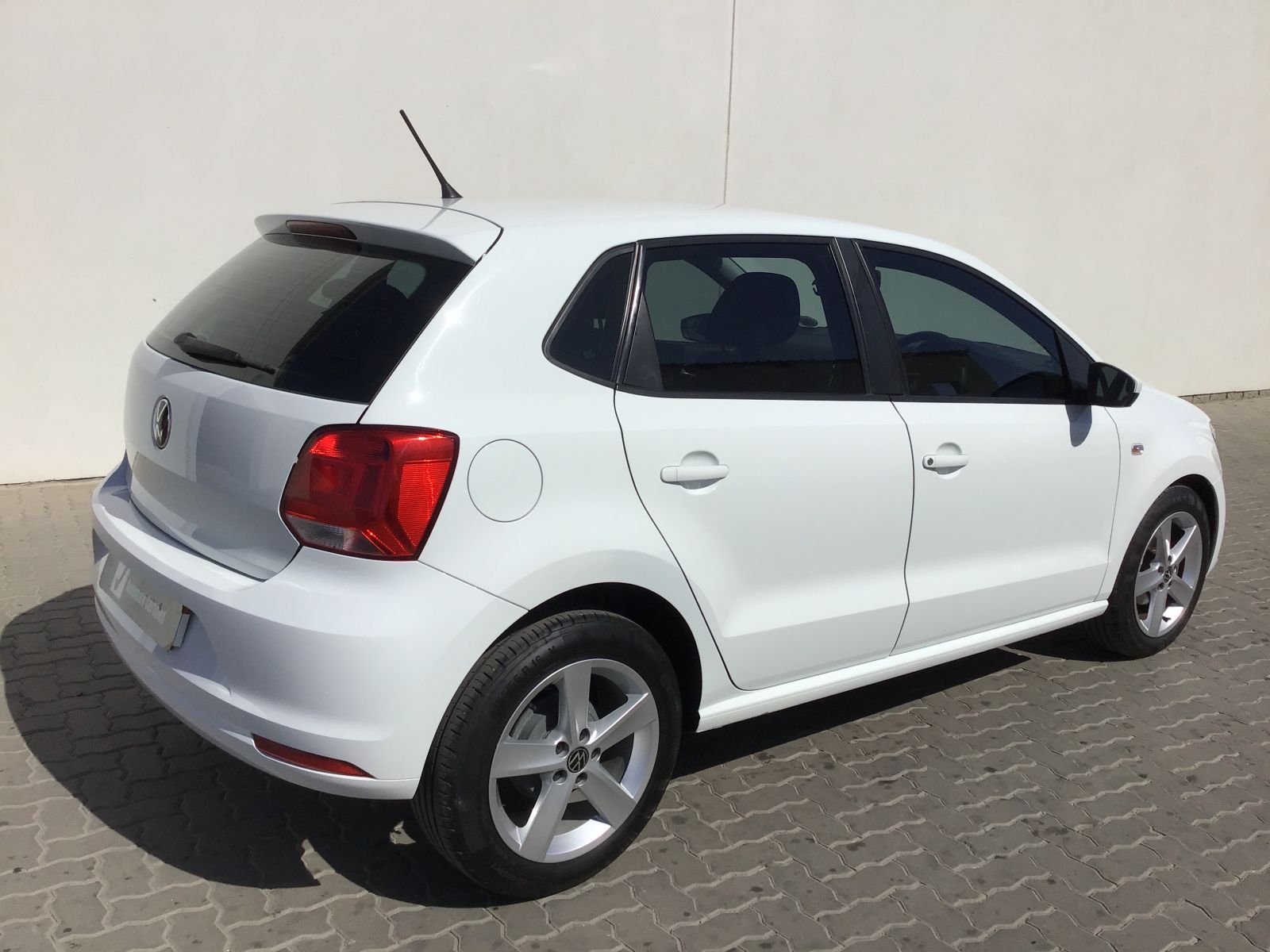 2023 Volkswagen Polo Vivo photo 3