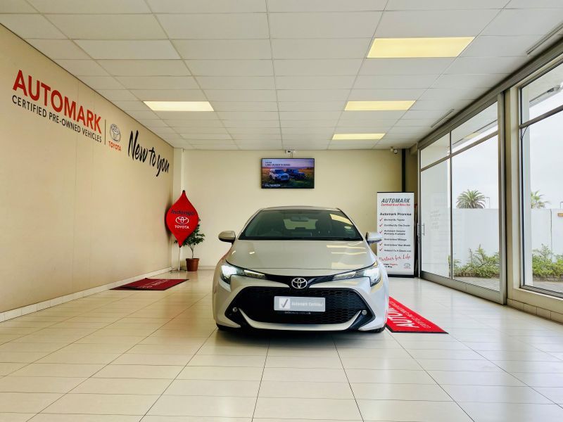 2019 Toyota Corolla photo 2