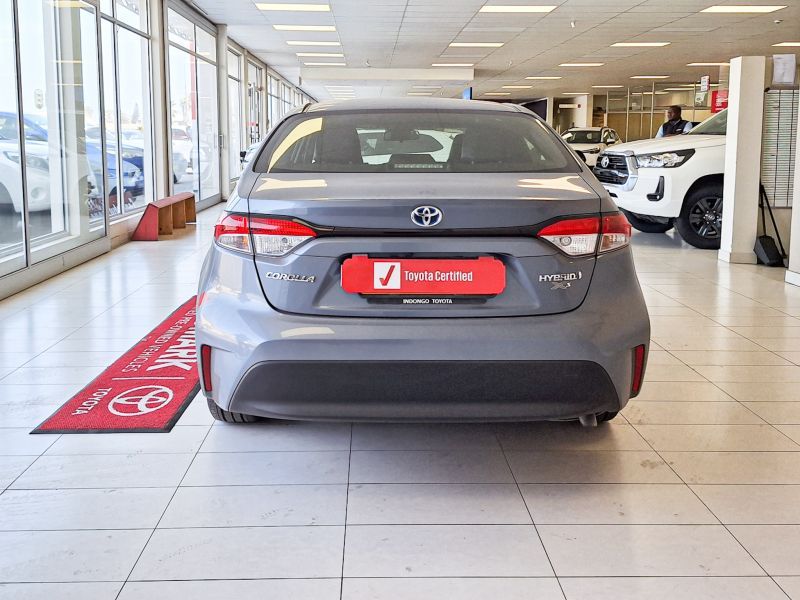 2024 Toyota Corolla photo 3