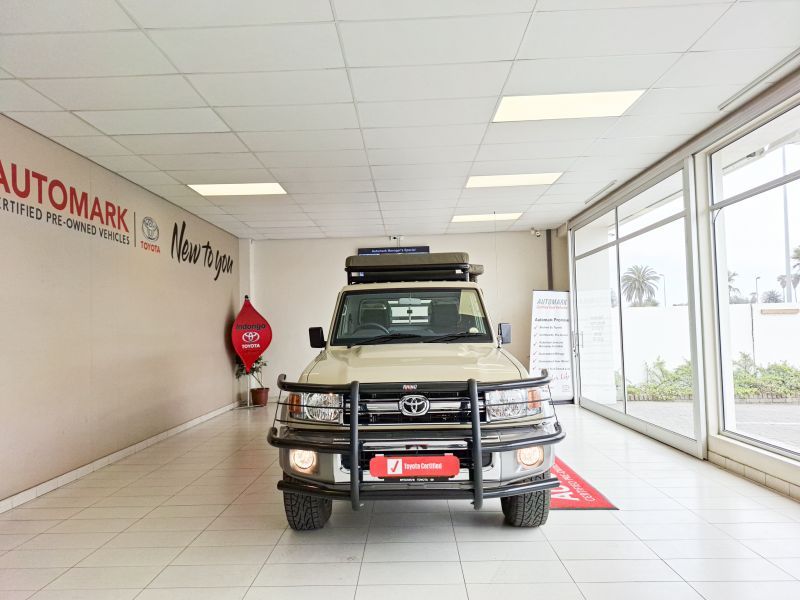 2023 Toyota Land Cruiser photo 2
