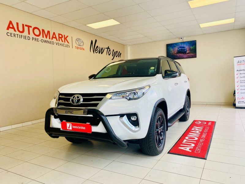 2020 Toyota Fortuner photo 1