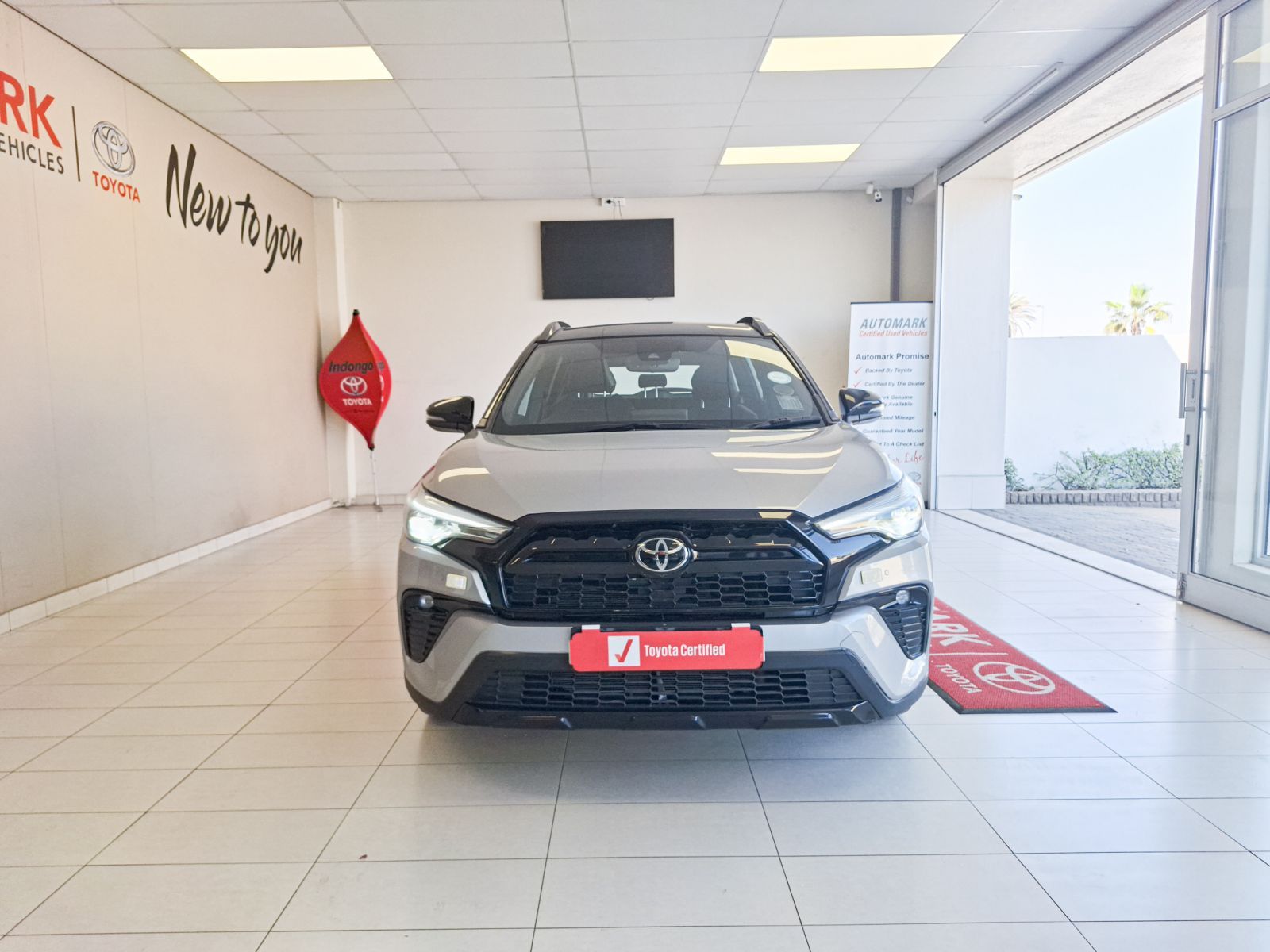 2023 Toyota Corolla photo 2