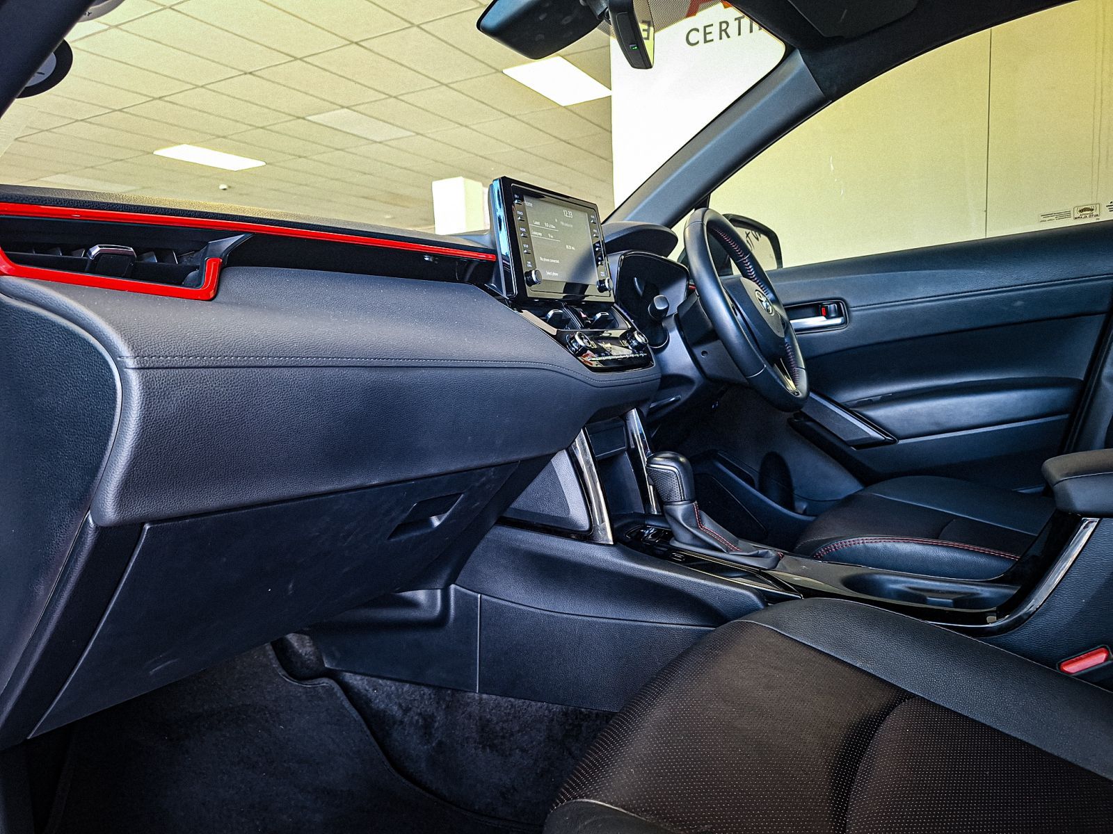 2023 Toyota Corolla photo 6