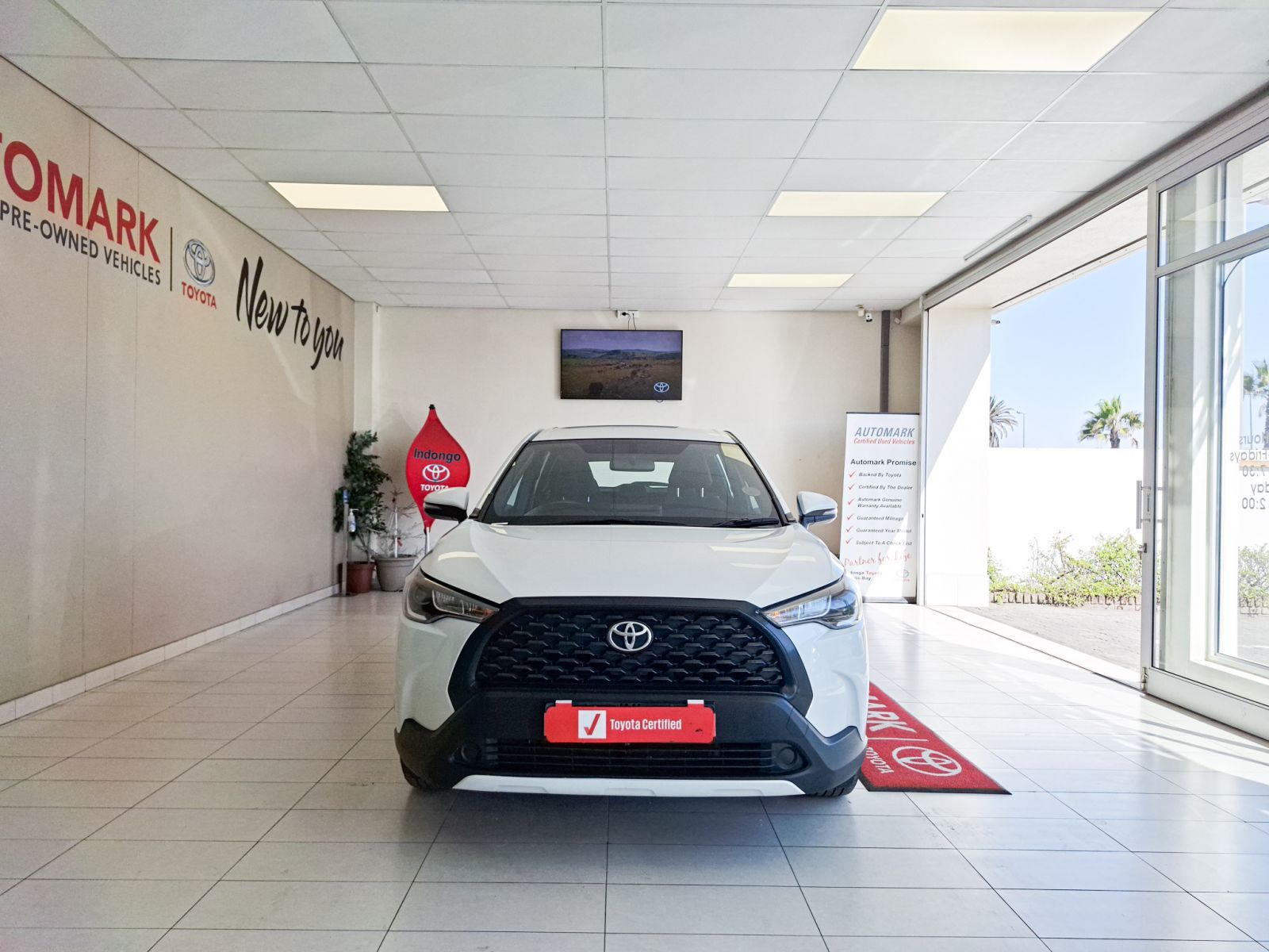 2021 Toyota Corolla photo 2
