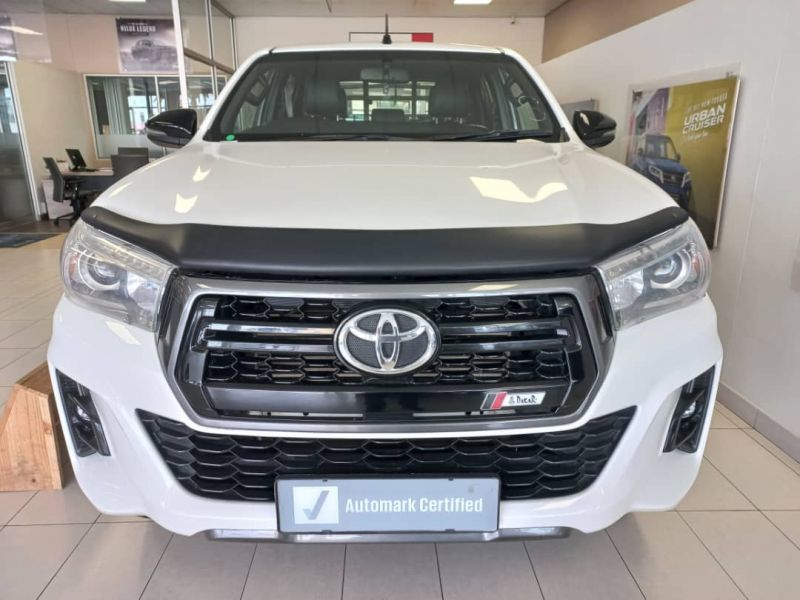 2019 Toyota Hilux photo 2