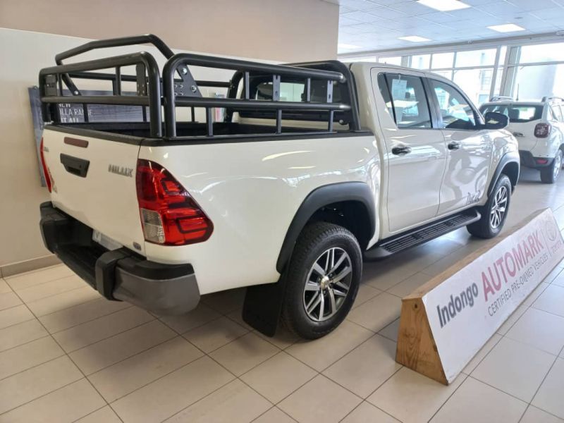 2019 Toyota Hilux photo 3