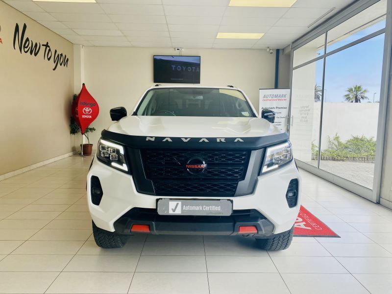 2022 Nissan Navara photo 2