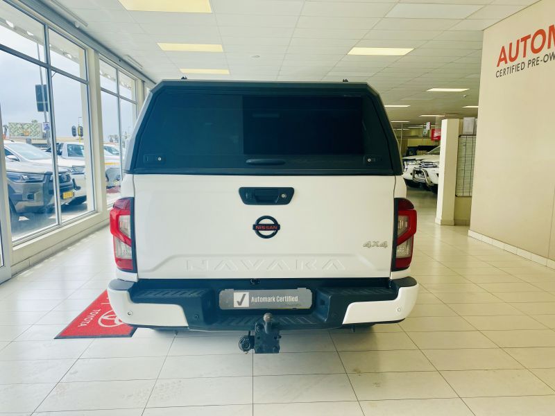 2022 Nissan Navara photo 3