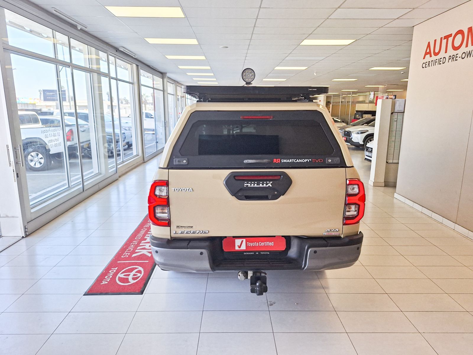 2022 Toyota Hilux photo 3