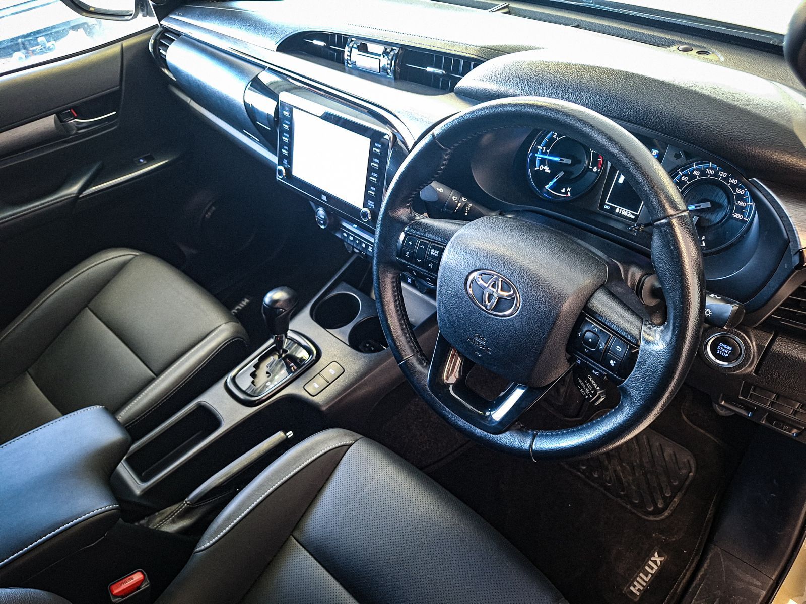 2022 Toyota Hilux photo 5