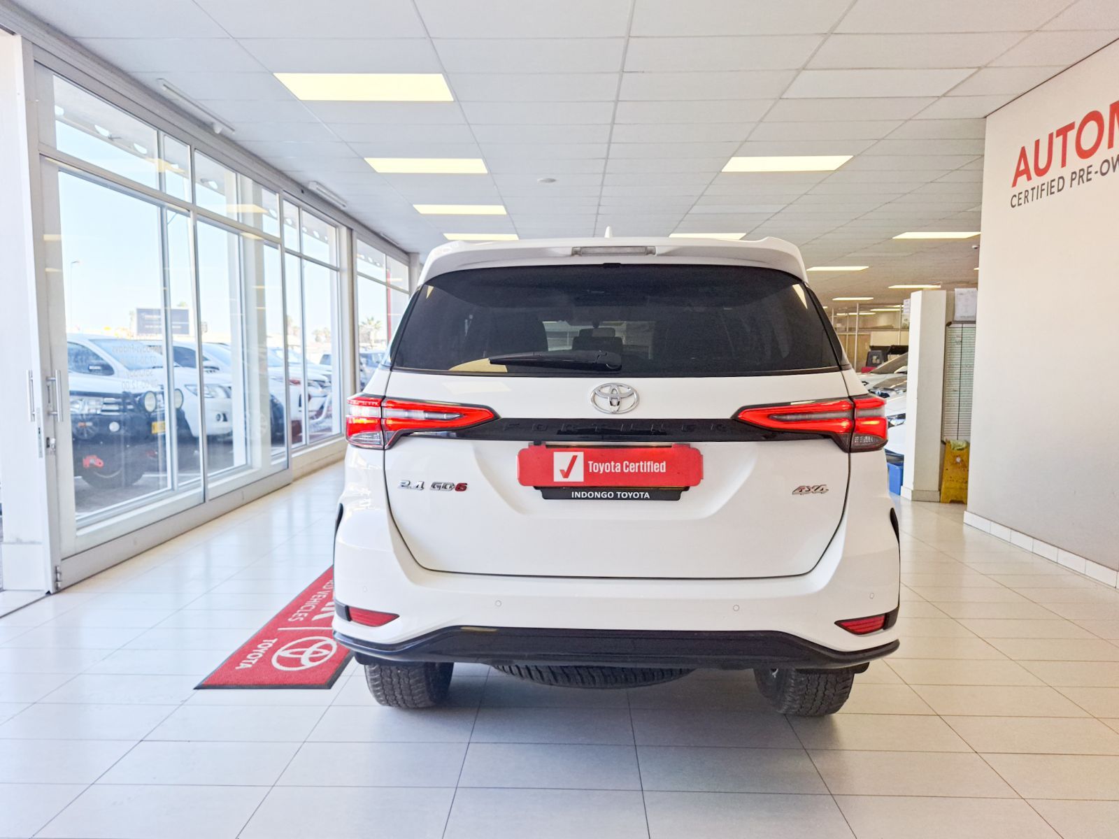 2025 Toyota Fortuner photo 3