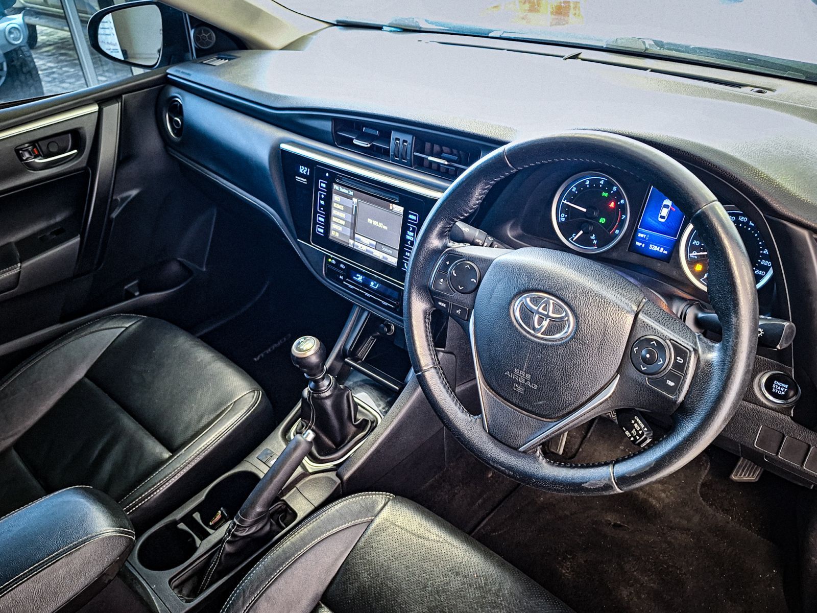 2019 Toyota Corolla photo 5
