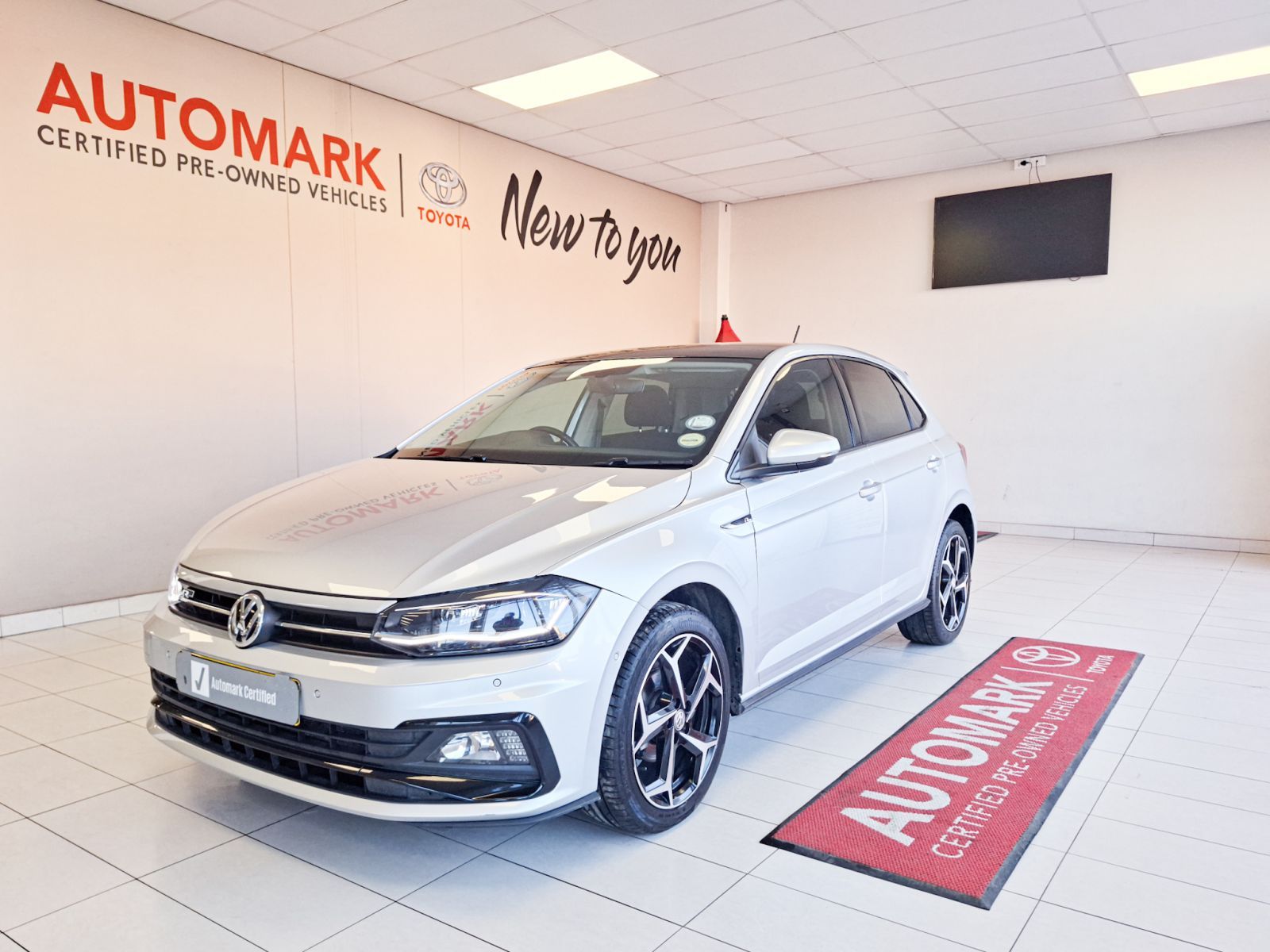 2018 Volkswagen Polo photo 1