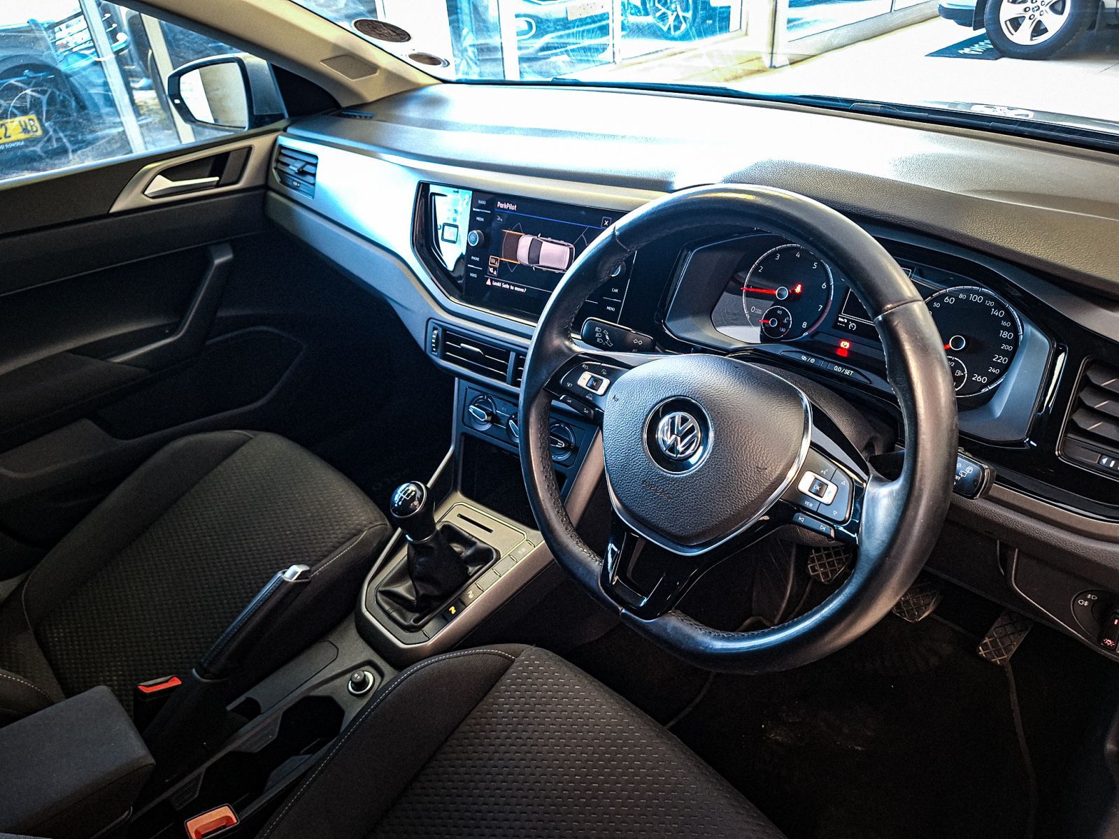 2018 Volkswagen Polo photo 5
