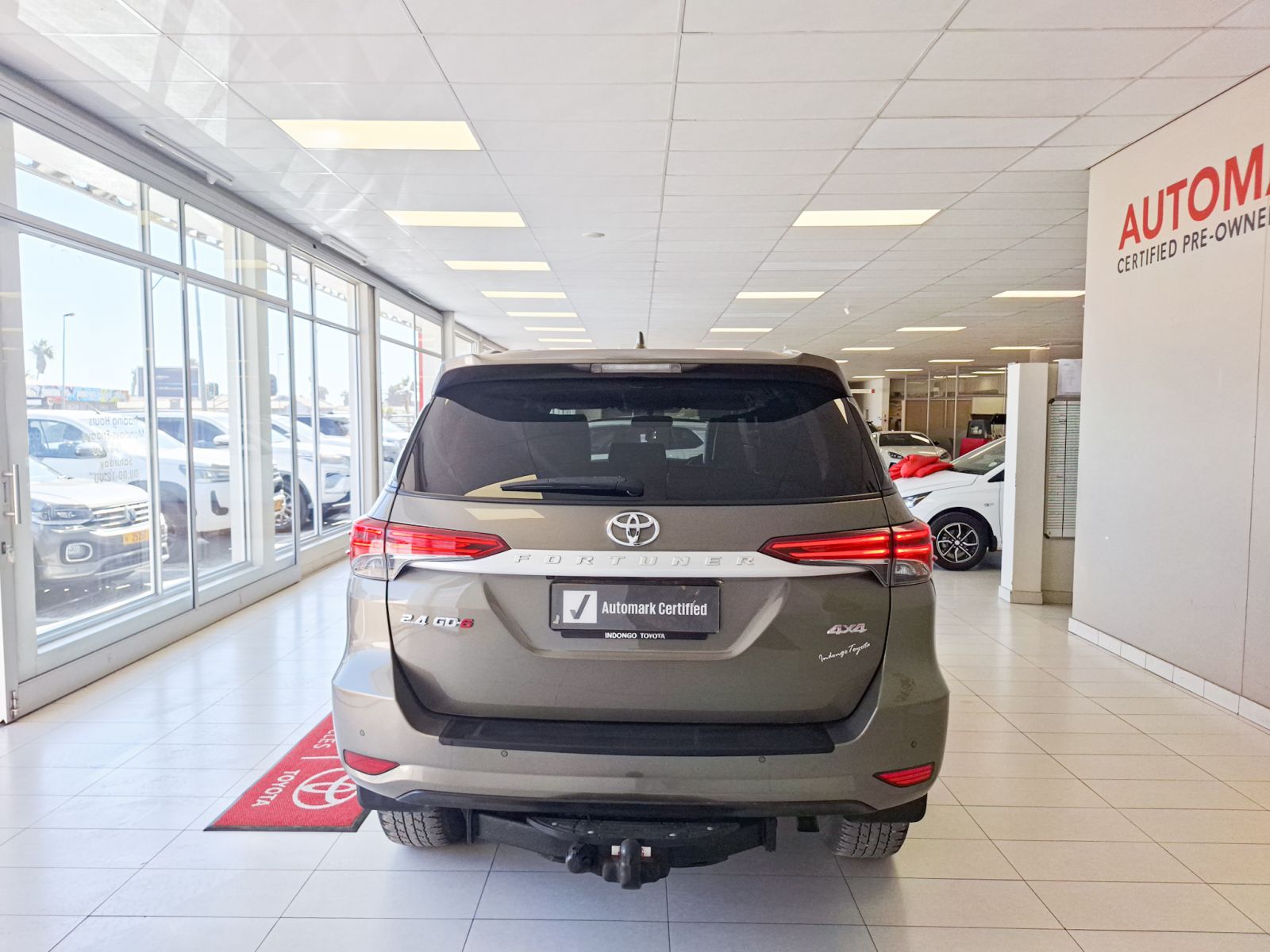 2021 Toyota Fortuner photo 3