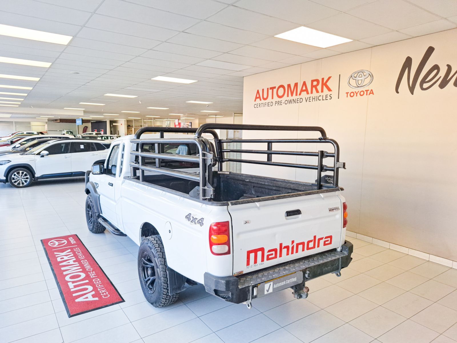 2023 Mahindra S6 photo 4
