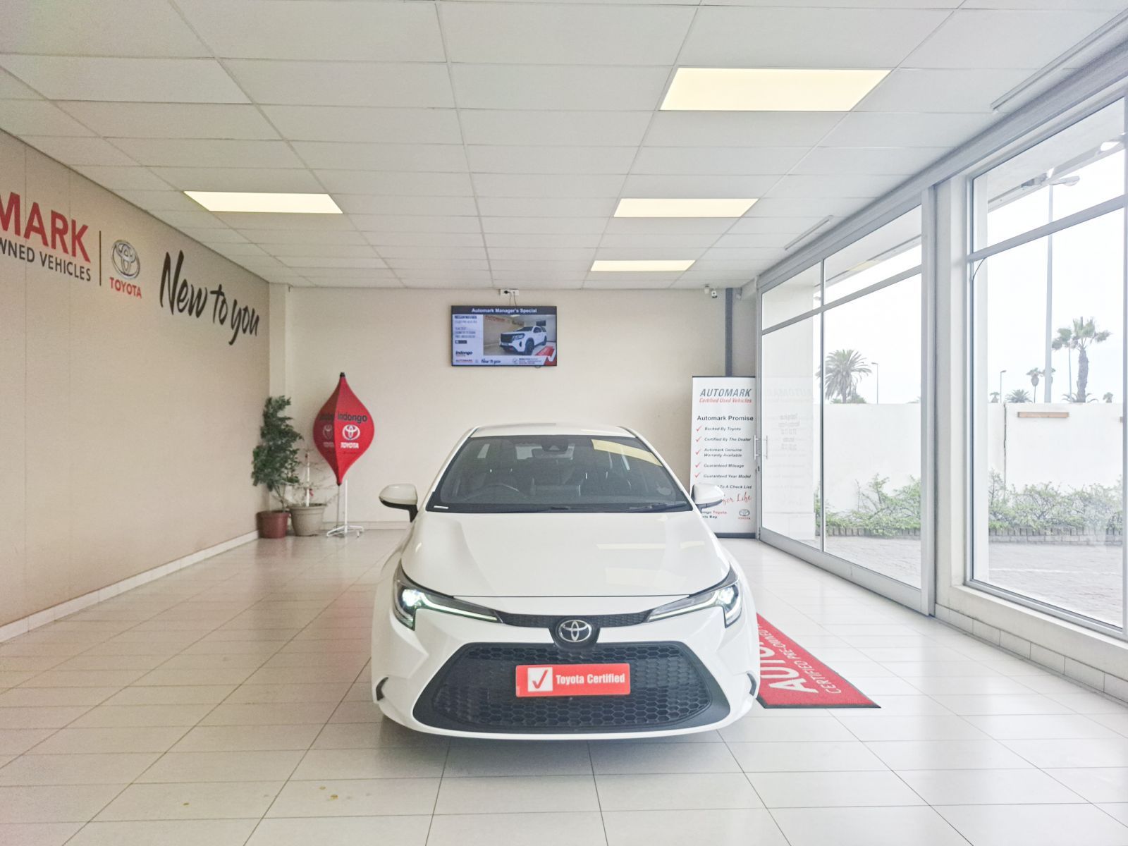 2020 Toyota Corolla photo 2