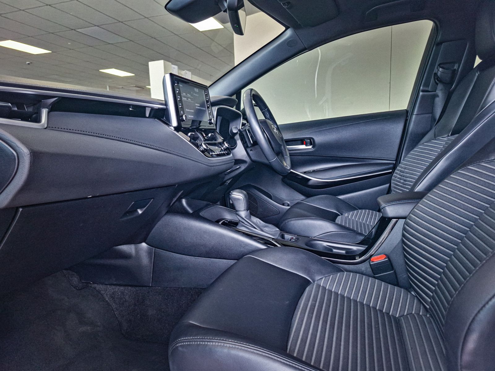 2020 Toyota Corolla photo 6