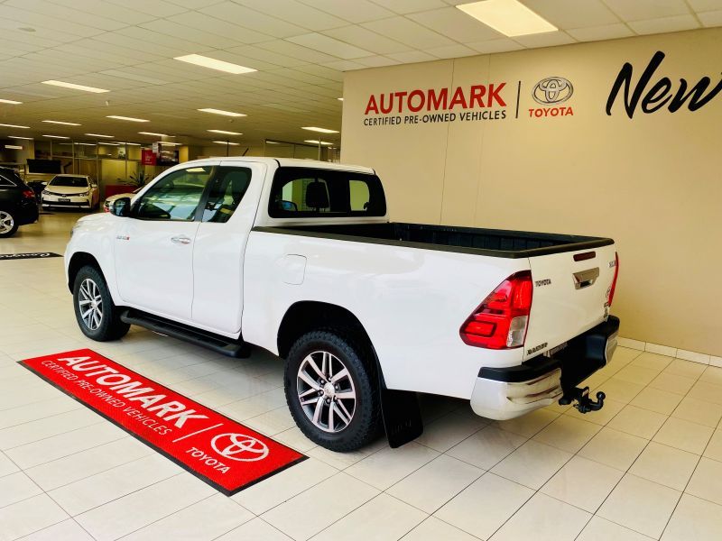 2019 Toyota Hilux photo 4