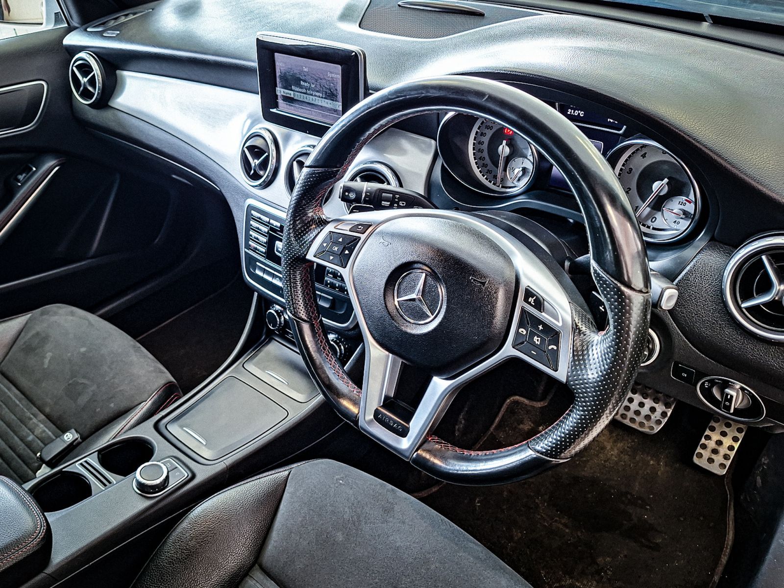 2015 Mercedes-Benz GLA Class photo 5